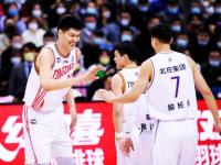 4年2.35亿美元，NBA无助的超巨！夺冠热门倒下，你该选择离开了